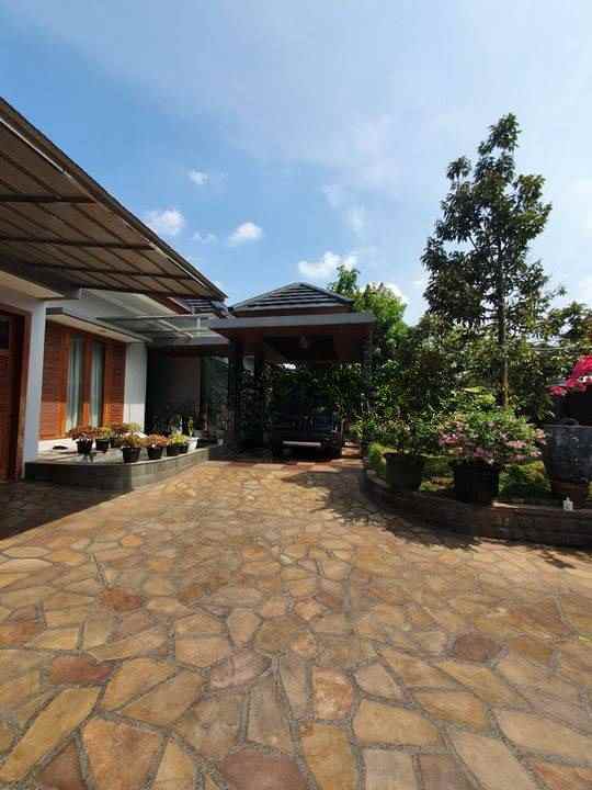 dijual rumah lebak bulus cilandak