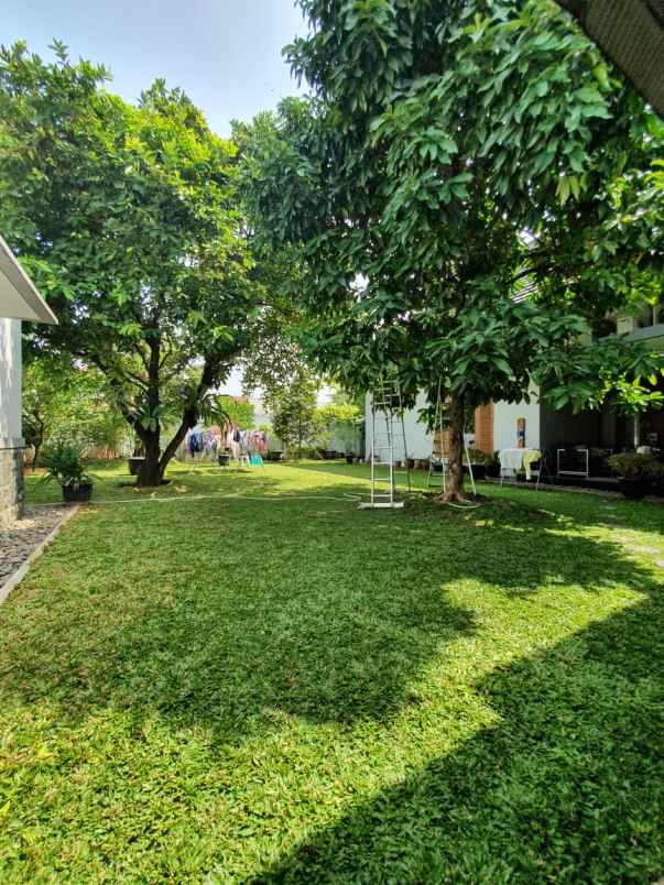 dijual rumah lebak bulus cilandak