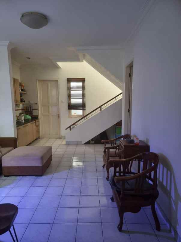 dijual rumah legenda wisata cibubur