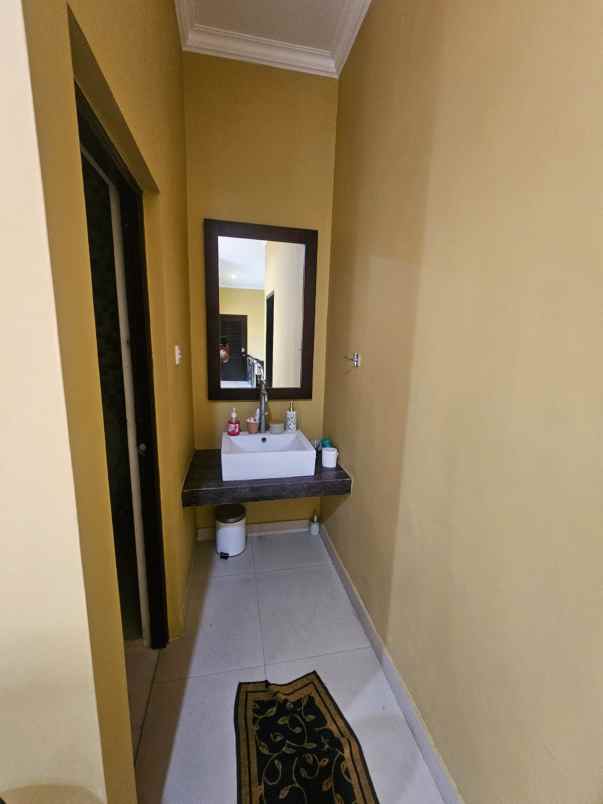dijual rumah lokasi strategis area kota denpasar