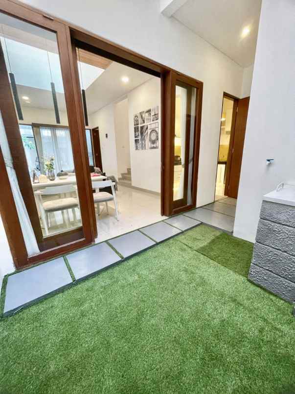 dijual rumah m kahfi