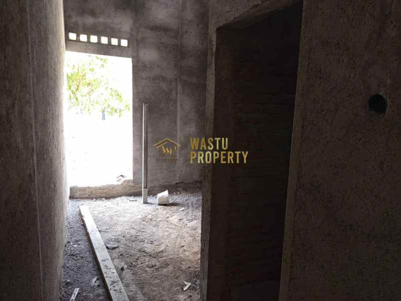 dijual rumah madurejo