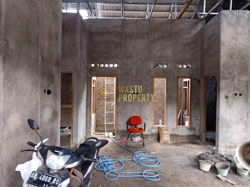 dijual rumah madurejo