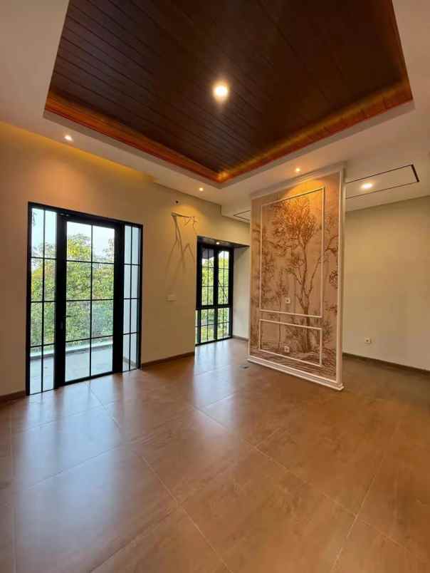dijual rumah manyar indah