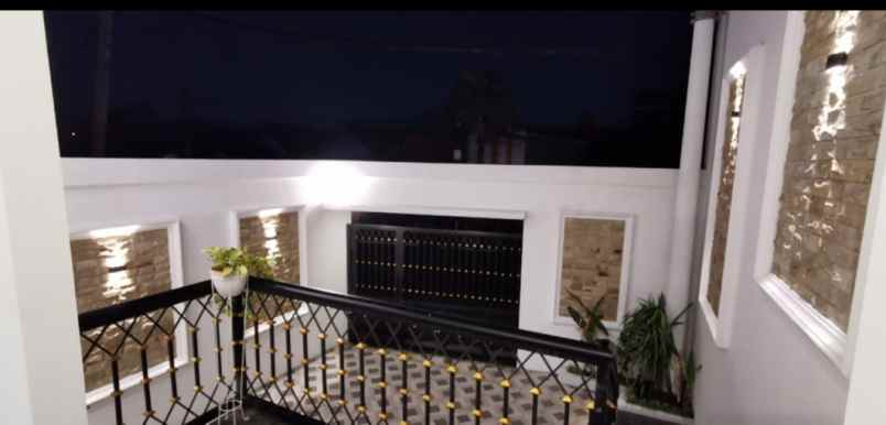 dijual rumah meruyung limo depok