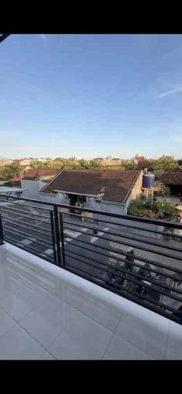 dijual rumah minimalis lokasi sesetan