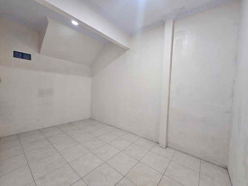 dijual rumah murah di duta bumi harapan indah bekasi