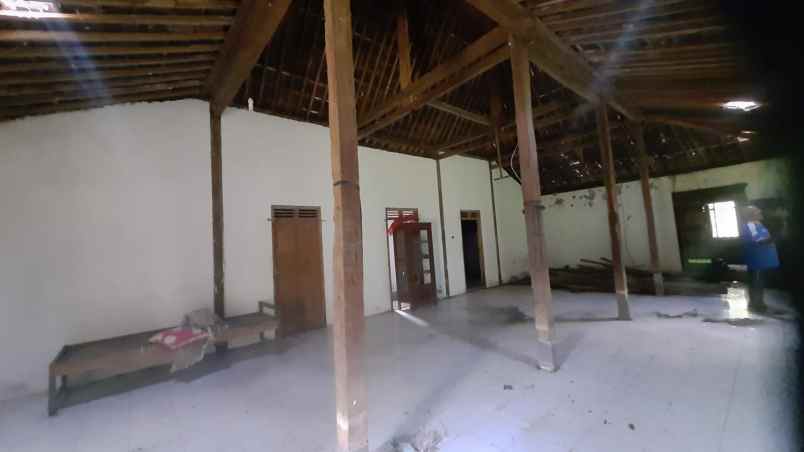 dijual rumah murah di sukoharjo 2000 meter