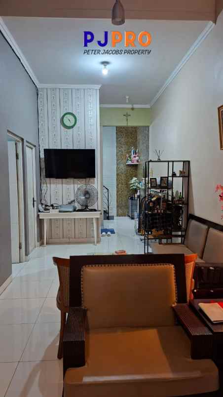 dijual rumah mutiara gading city