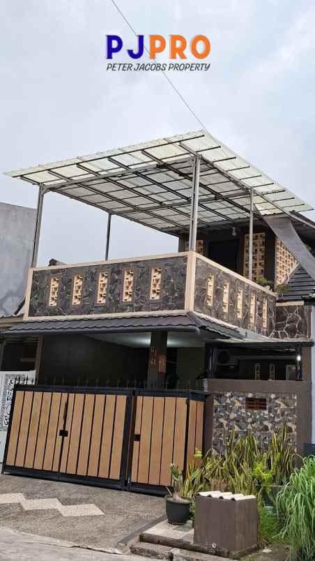 dijual rumah mutiara gading city