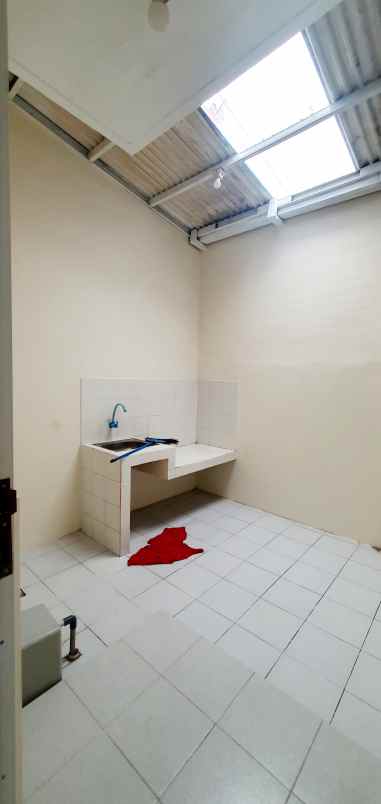 dijual rumah paradise serpong city pamulang