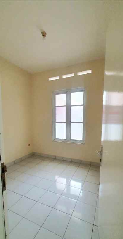 dijual rumah paradise serpong city pamulang