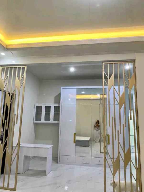 dijual rumah pbi araya kota malang