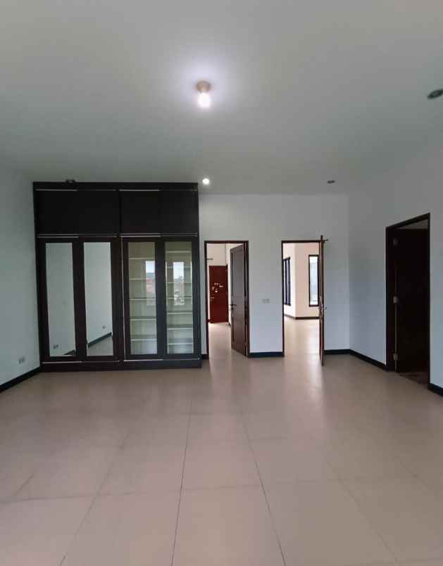 dijual rumah permata hijau kebayoran lama