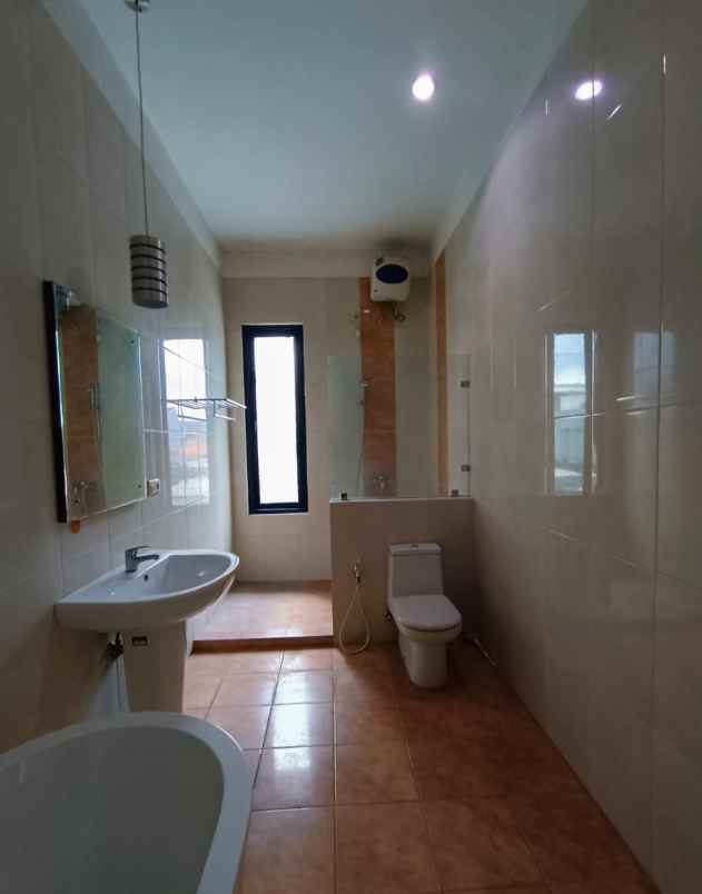 dijual rumah permata hijau kebayoran lama