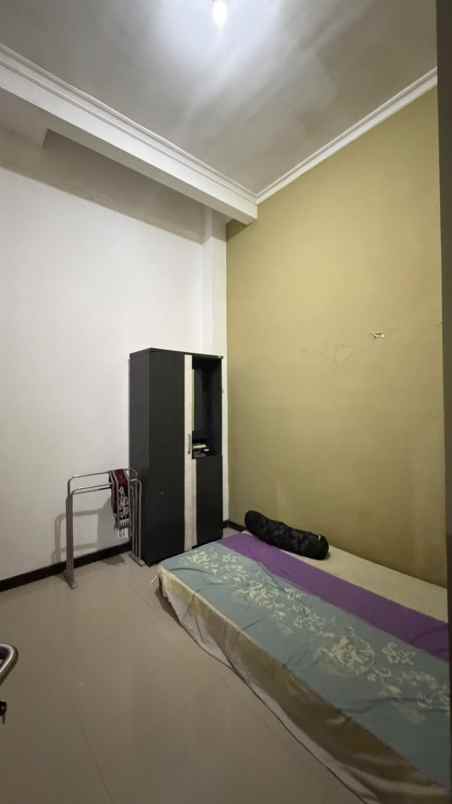 dijual rumah perumahan landungsari dau