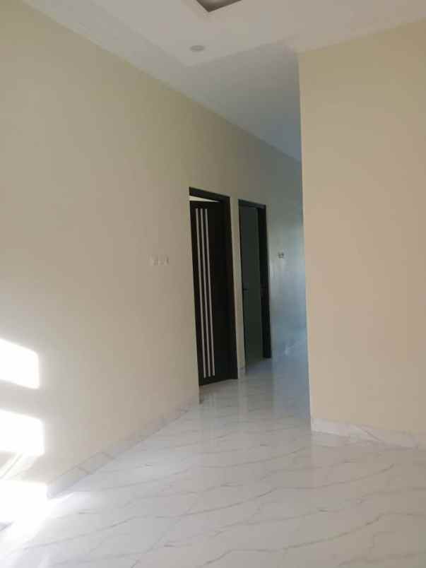 dijual rumah perumahan ramayana 2