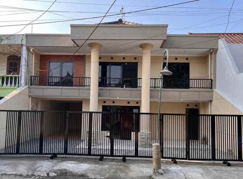 dijual rumah perumahan rungkut harapan