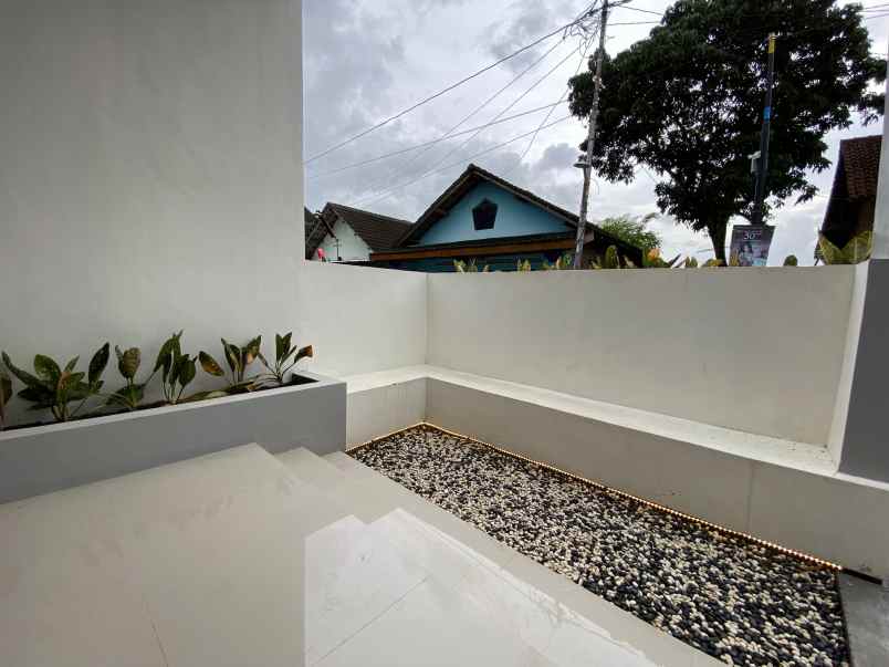 dijual rumah perumahan virendra berbah