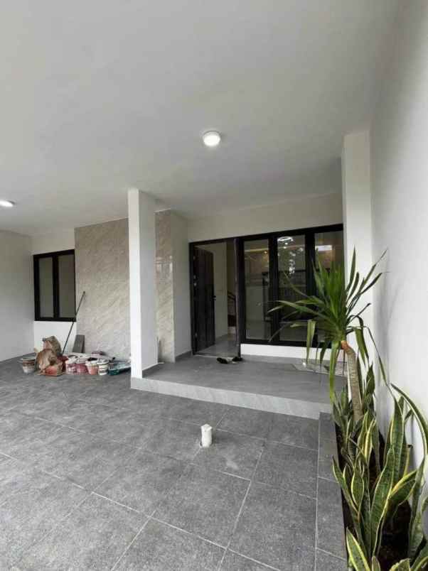 dijual rumah ploso kuning minomartani