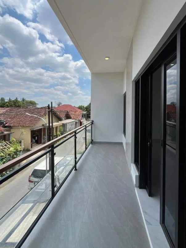 dijual rumah ploso kuning minomartani