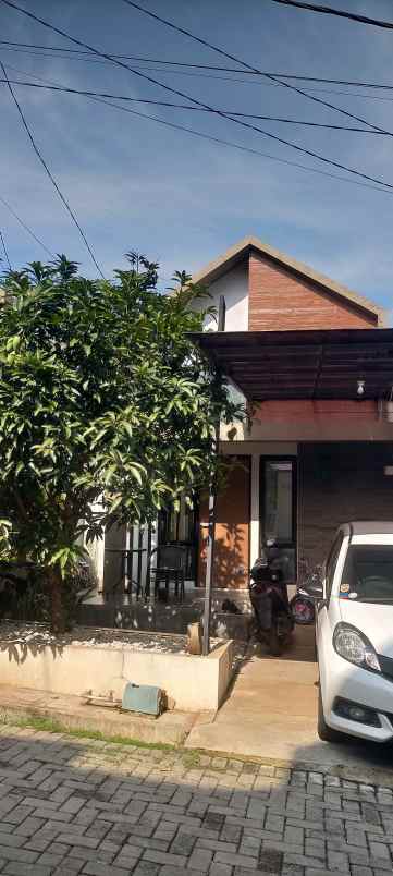 dijual rumah pondok rajeg