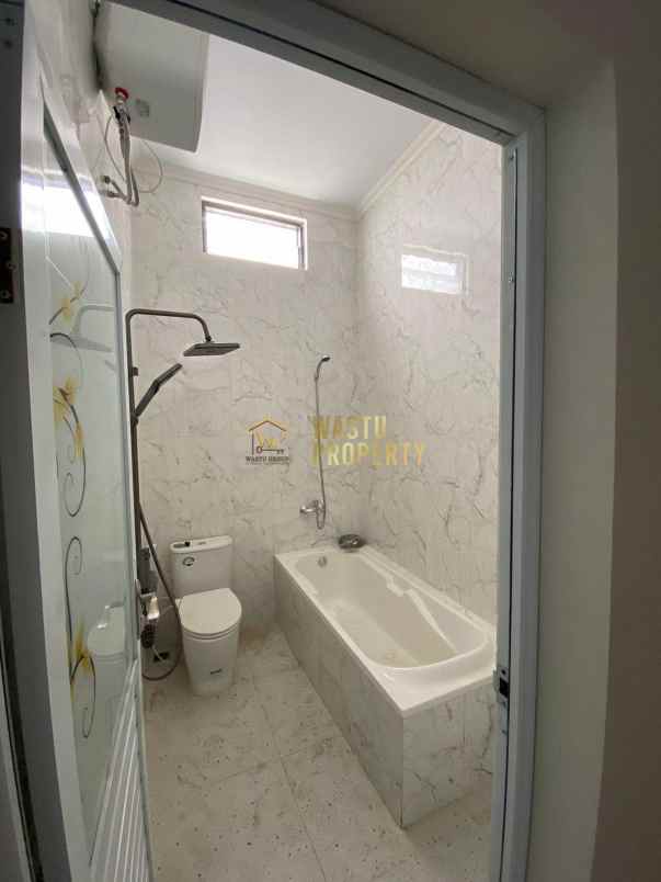 dijual rumah purwomartani