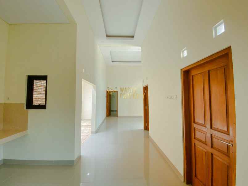 dijual rumah purwomartani kec kalasan