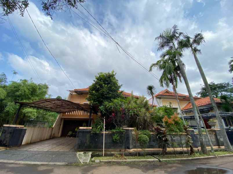 dijual rumah ragunan