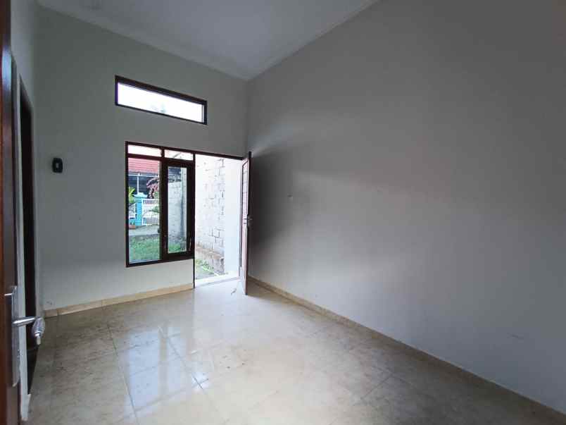 dijual rumah randusari kec prambanan