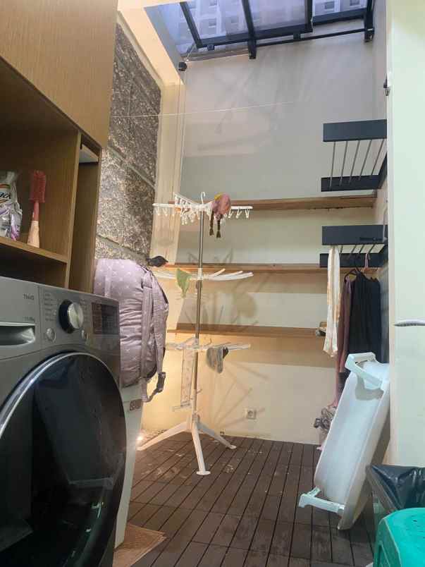 dijual rumah rapi siap huni di citraland cibubur