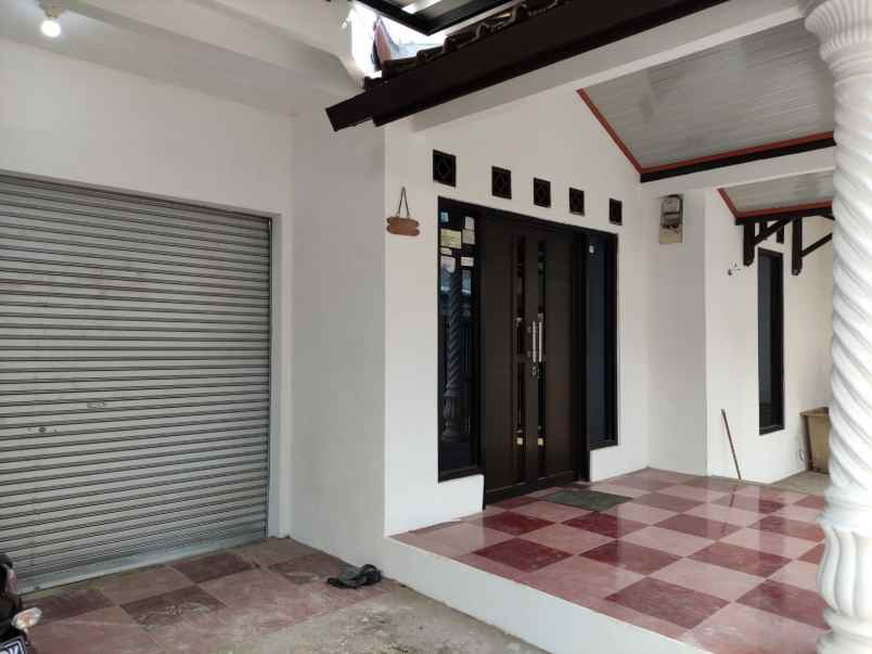 dijual rumah riungbandung