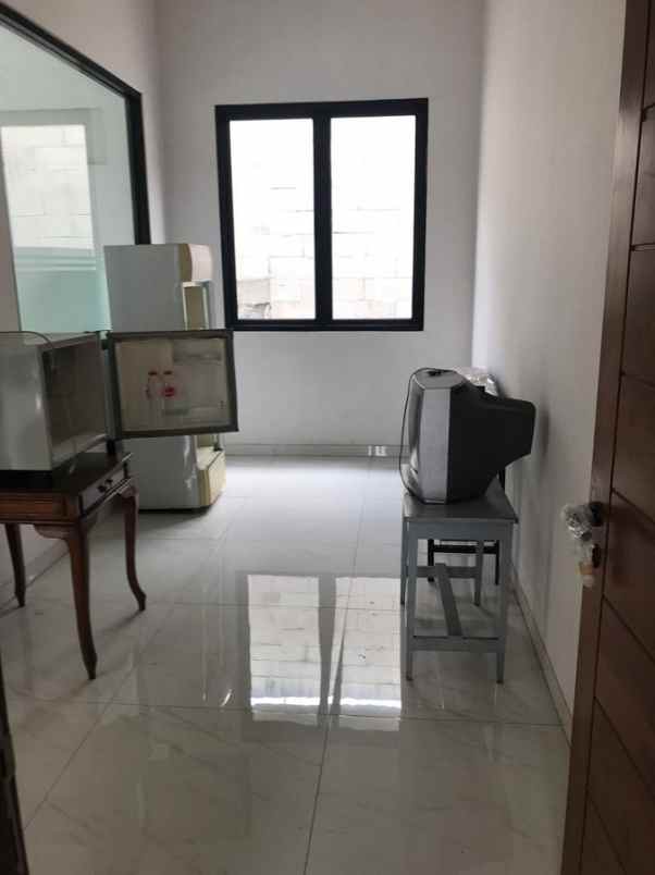 dijual rumah rumah cipinang elok 2 kel