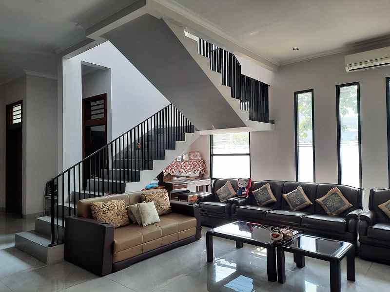 dijual rumah rumah cipinang elok 2 kel