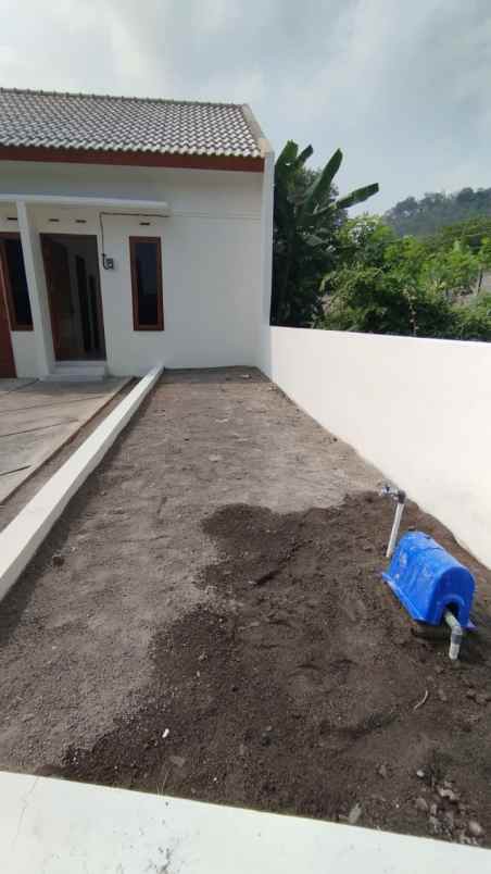 dijual rumah rumah graha candi