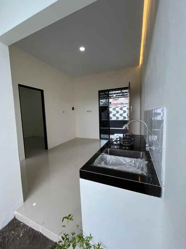 dijual rumah rumah modern virendra