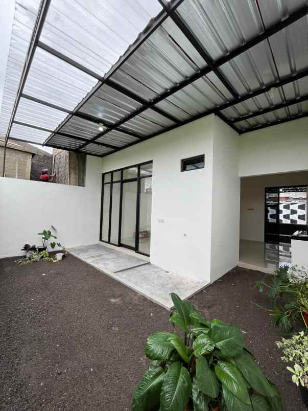 dijual rumah rumah modern virendra