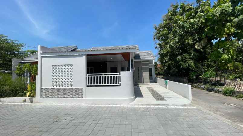 dijual rumah rumah ramayana asri 1