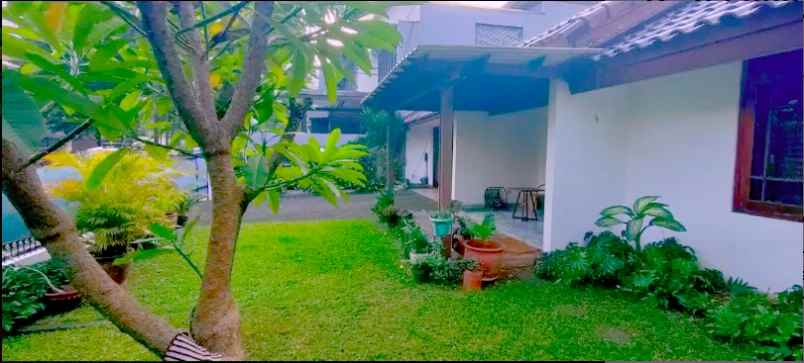 dijual rumah senopati