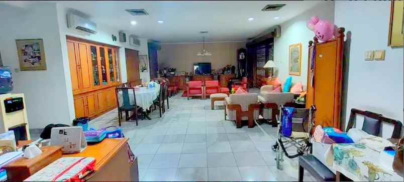 dijual rumah senopati