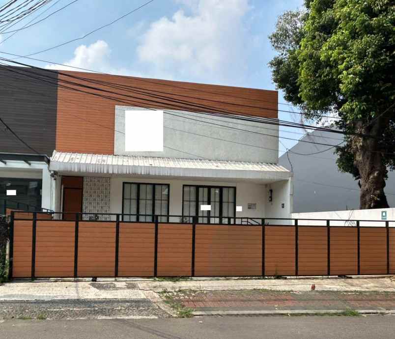 dijual rumah setiabudi