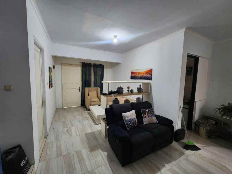 dijual rumah siap huni di kota wisata cibubur