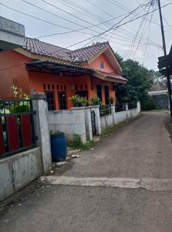 dijual rumah situgede bogor barat bocor