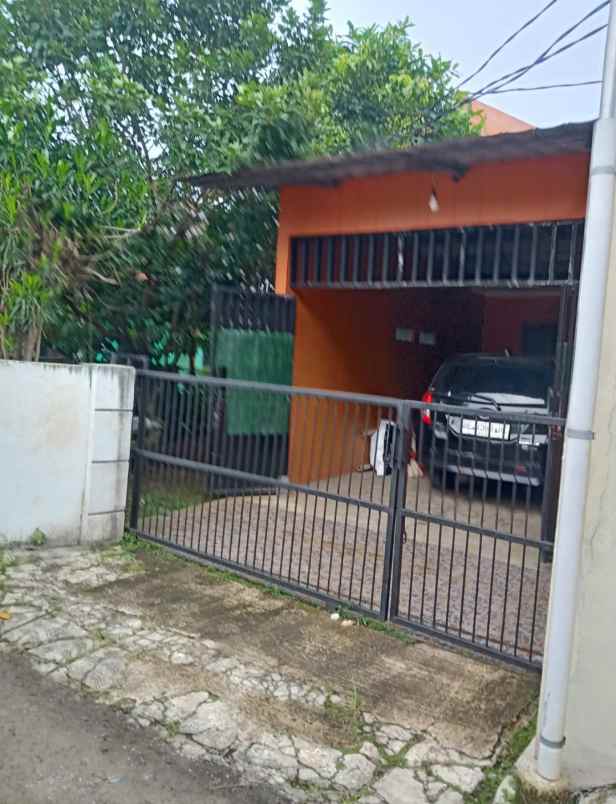 dijual rumah situgede bogor barat bocor