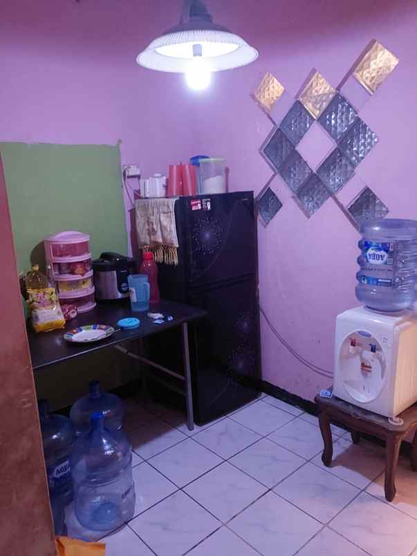 dijual rumah srengseng kembangan