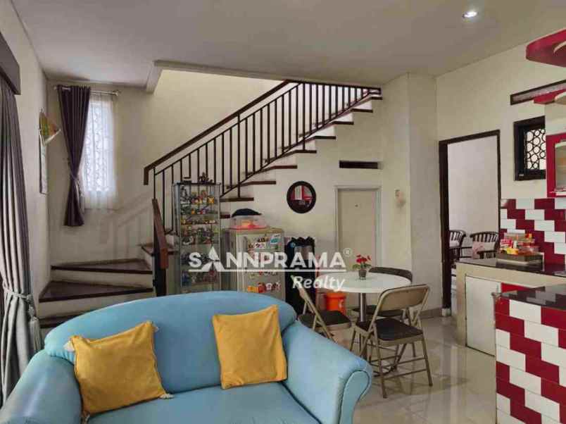 dijual rumah sukamaju baru