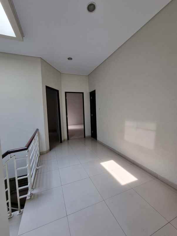 dijual rumah sunter agung permai