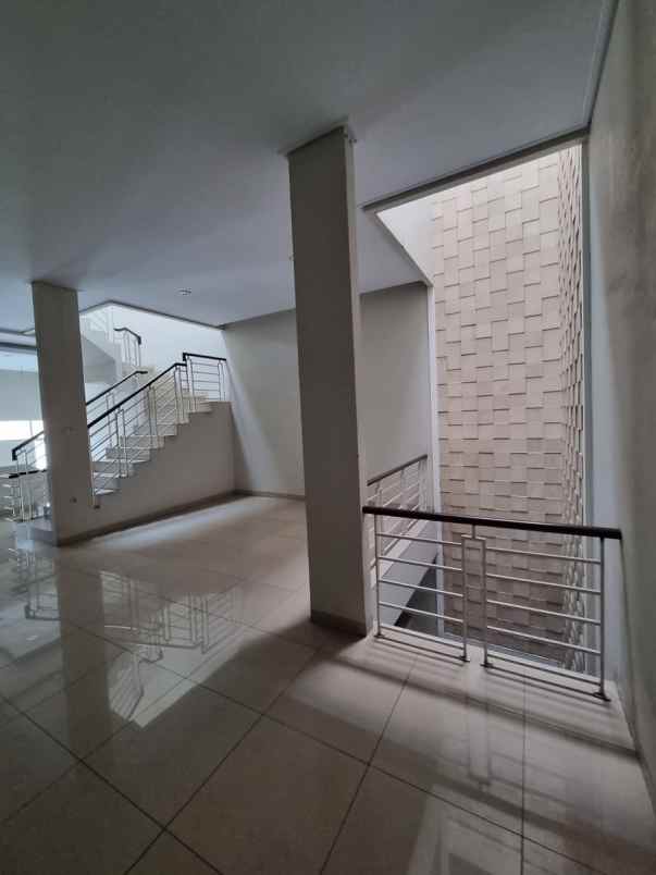 dijual rumah sunter agung permai