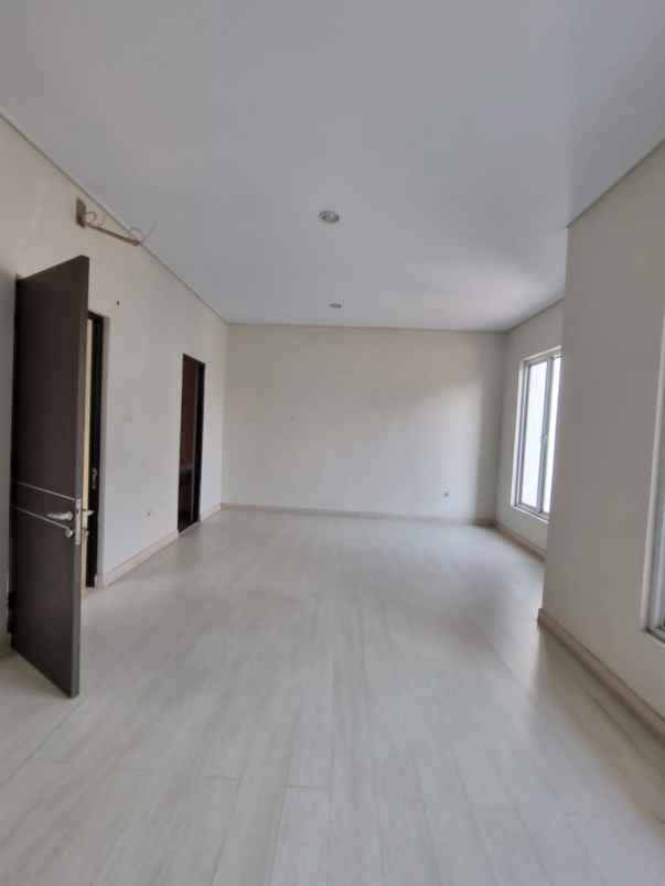 dijual rumah sunter agung permai