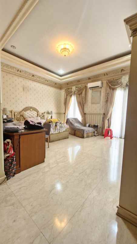 dijual rumah sunter bisma